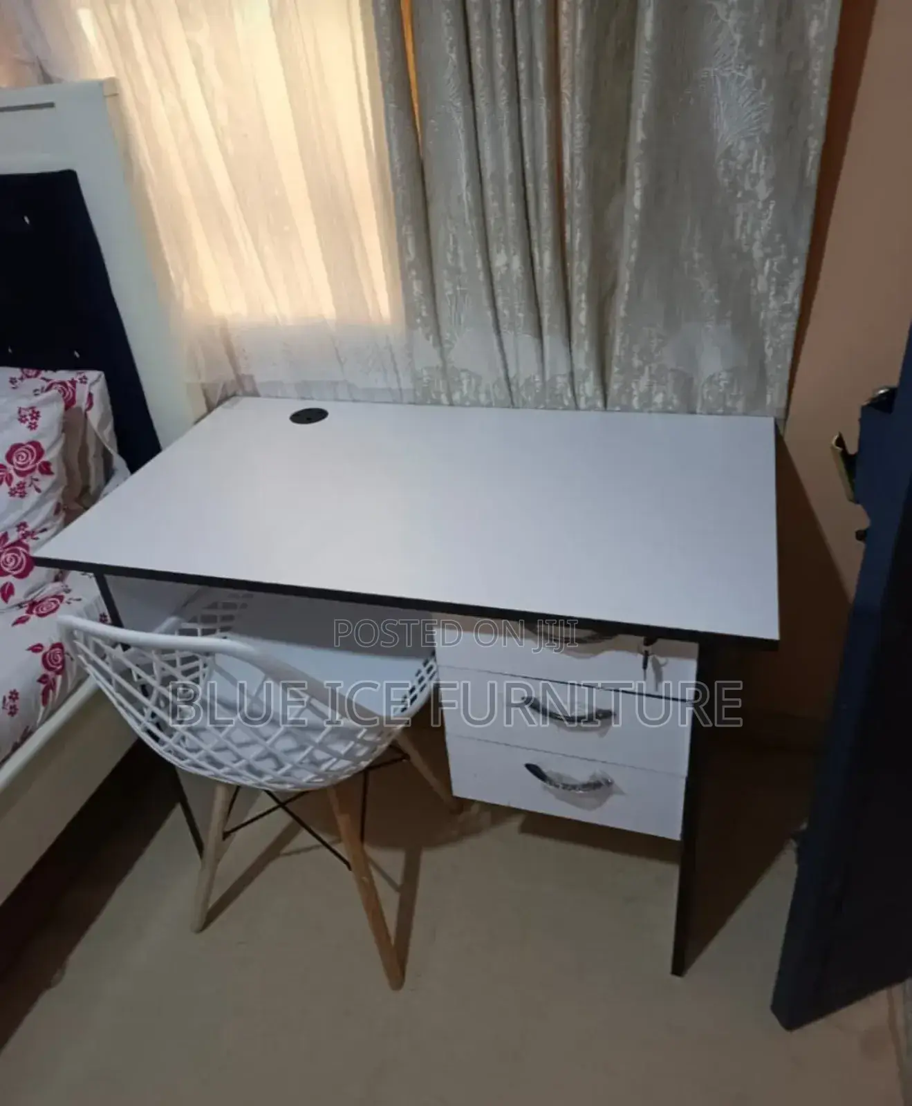 Office Desk/Eames Chair