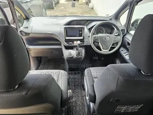 Toyota Noah 2.0 FWD (7 Seater) 2018 Purple