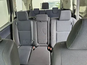 Toyota Noah 2.0 FWD (7 Seater) 2018 Purple
