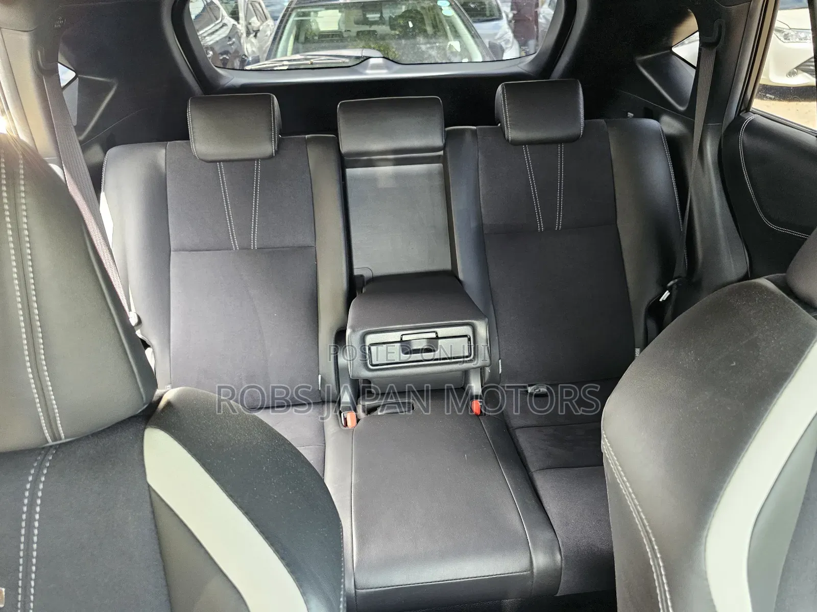 Toyota Harrier 2.0 2018
