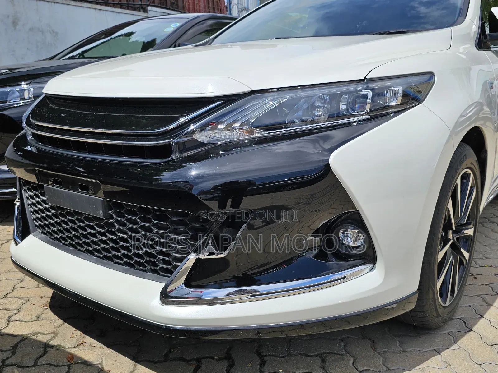 Toyota Harrier 2.0 2018