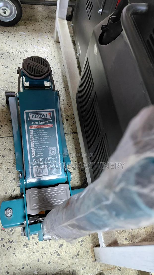 3tonne Hydraulic Floor Jack Total Brand Heavy Duty - thumbnail 3