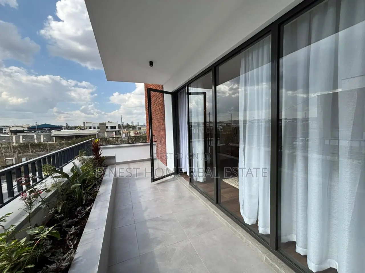 4bdrm Townhouse/Terrace in Langata, Royal Park Estate for sale