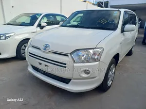 Toyota Succeed 2020 White