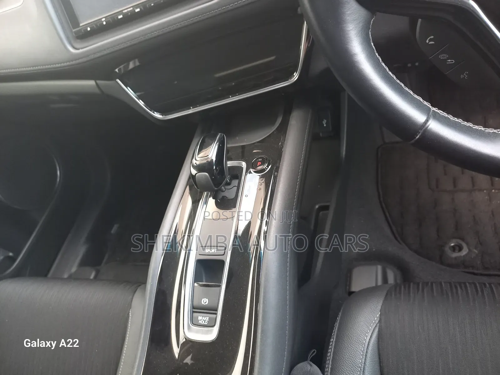 Honda Vezel 2019 Red