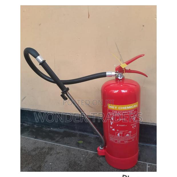 6litres Wet Chemical Fire Extinguisher' - main view