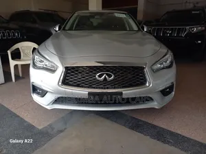 Nissan Skyline 2019 Silver
