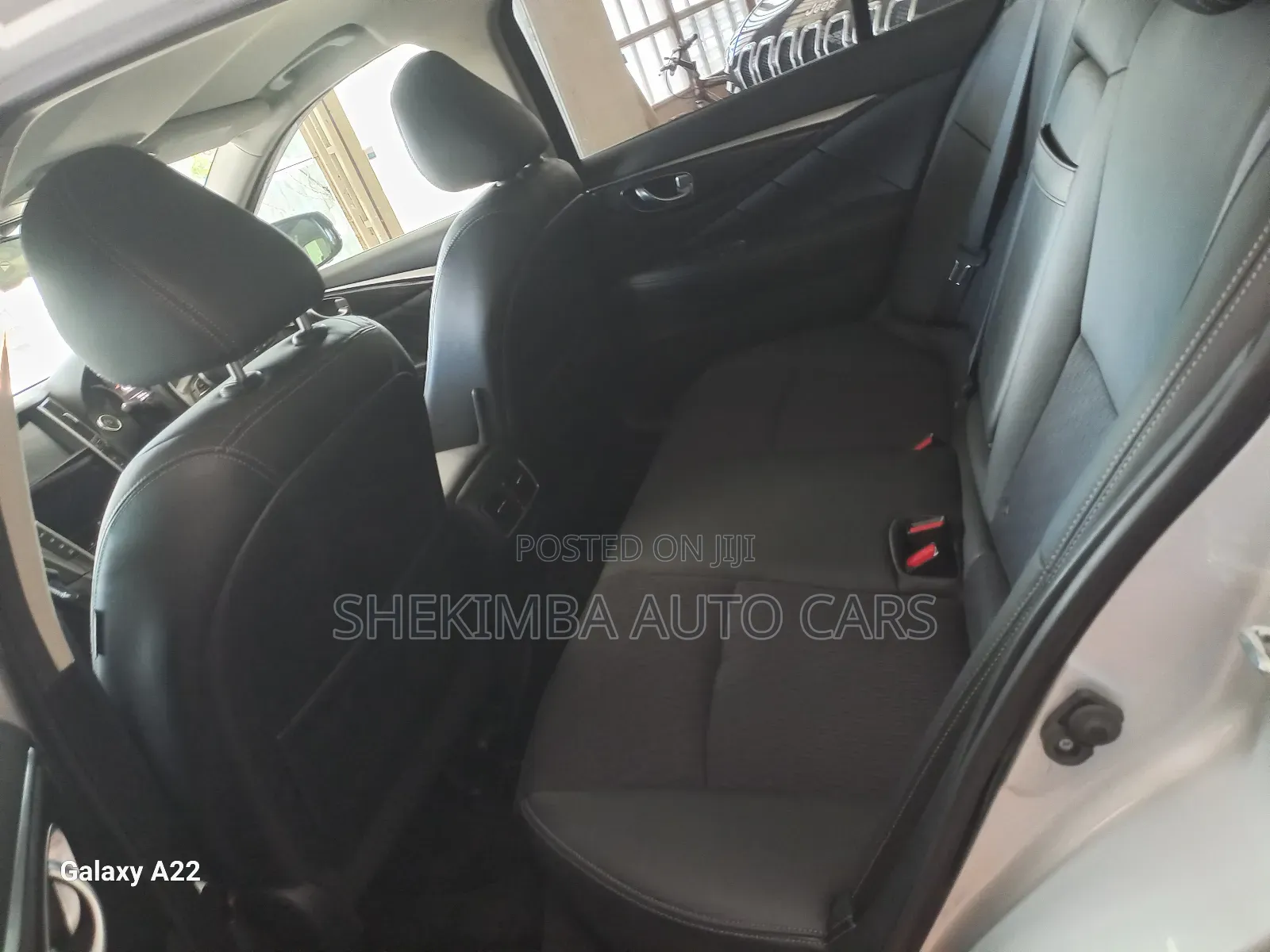 Nissan Skyline 2019 Silver