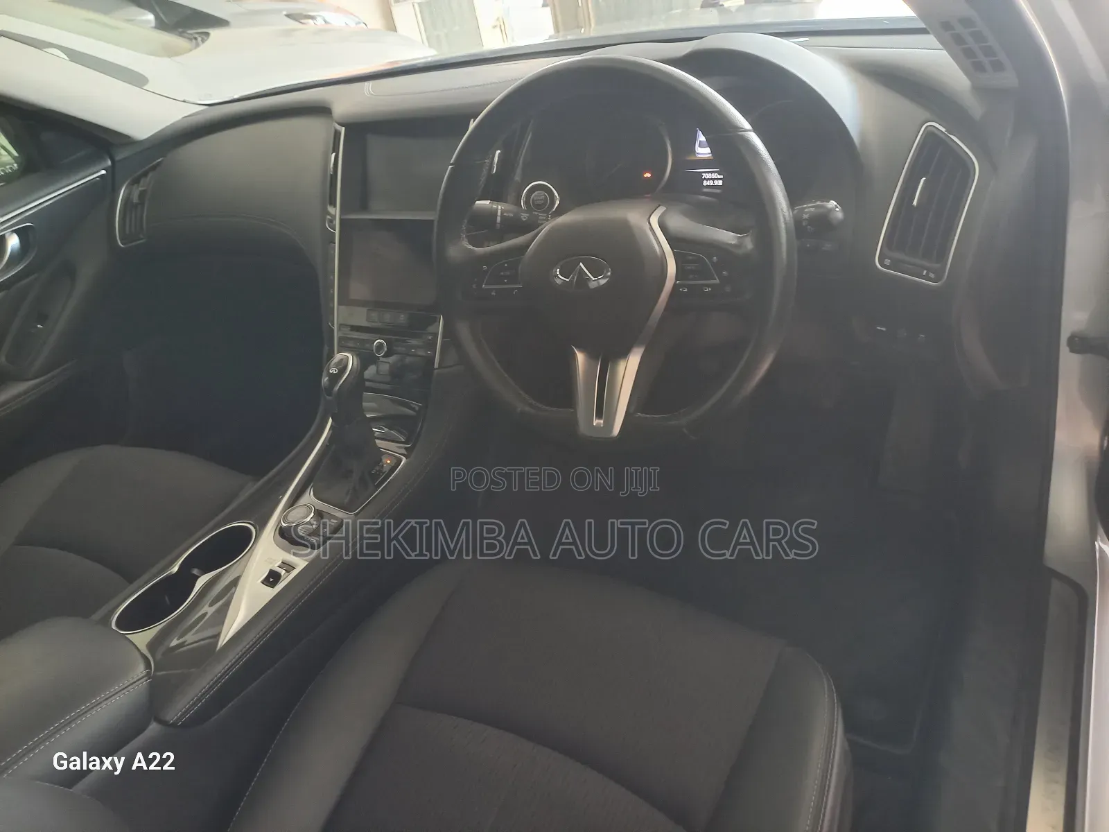 Nissan Skyline 2019 Silver