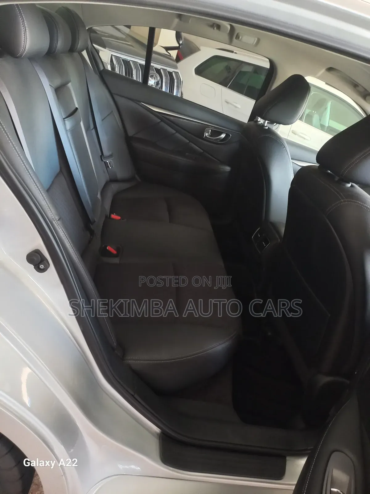 Nissan Skyline 2019 Silver