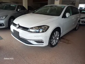 Volkswagen Golf Variant 2019 White