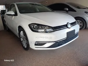Volkswagen Golf Variant 2019 White