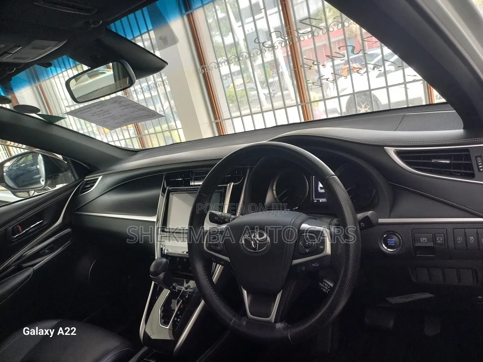 Toyota Harrier 2.0 2019 White