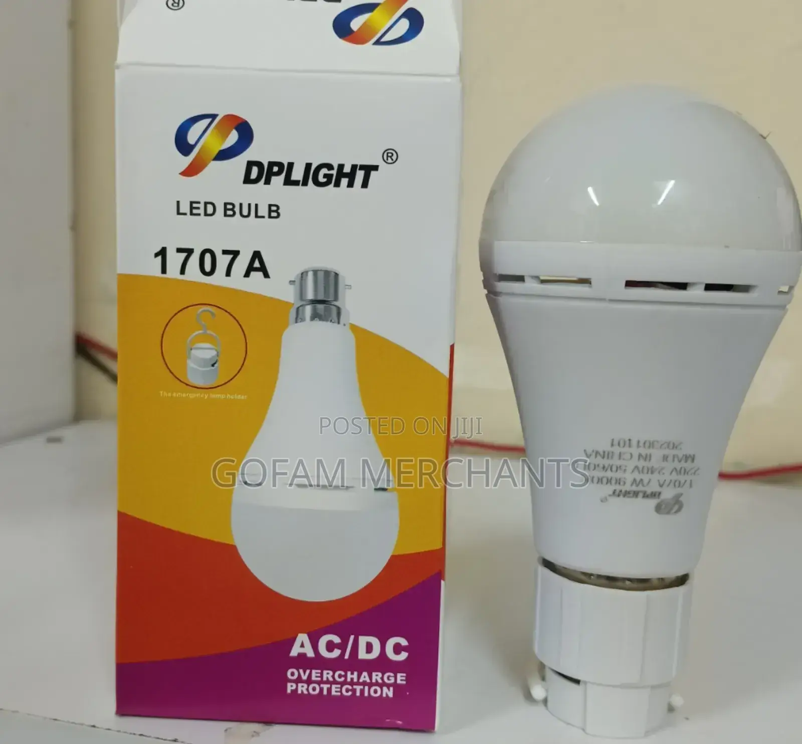 A Pack of 5 Intelligent Emergency Bulbs 7 Watts