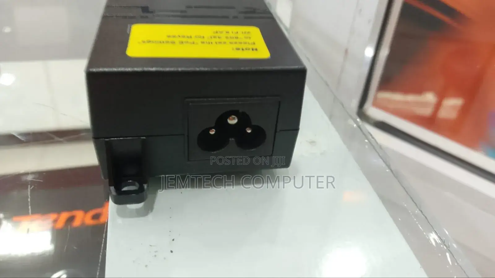 Rg-Poe-At30, 1-Port Poe Injector (1000base-T, 52 V, 31.2 W)