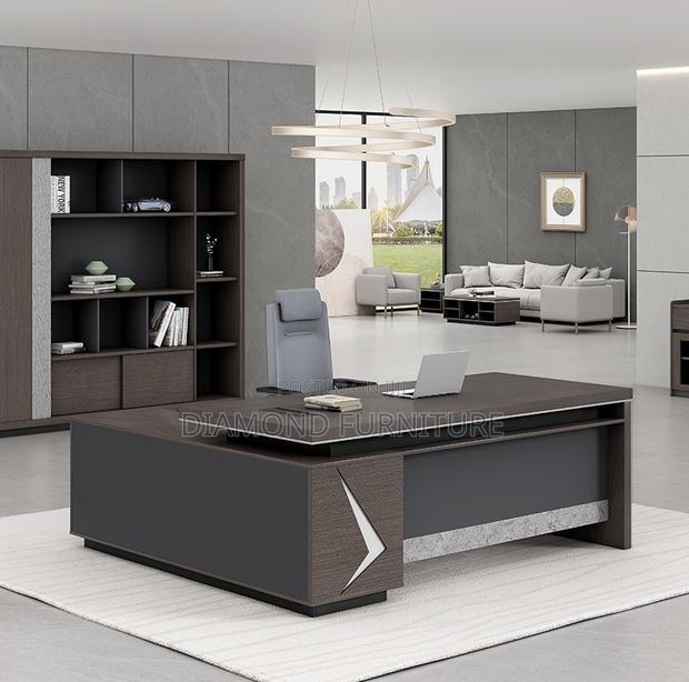 1600mm Advanced Modern Executive Office Desk - thumbnail 2