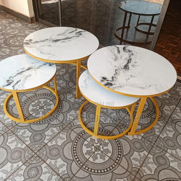 Round Marble Table