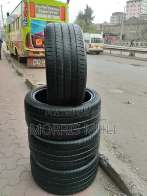 295/35r21 Pirelli