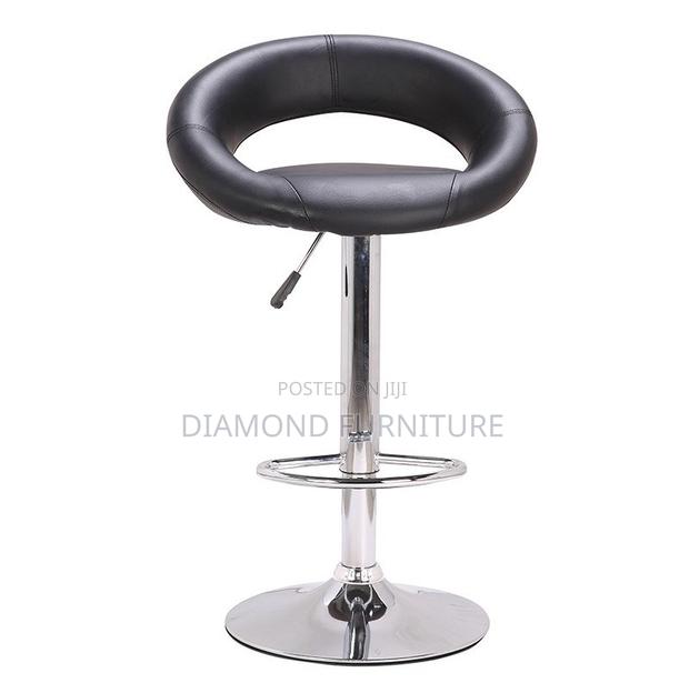 Modern Crescent Adjustable Swivel Office Bar Stool - thumbnail 4