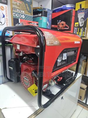 4 Stoke 8.5hp Honda Generator - thumbnail 2