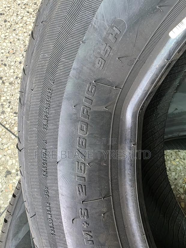 215/60r16 Comfort Tire - thumbnail 4