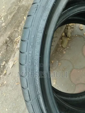 225/35r19 Corsa