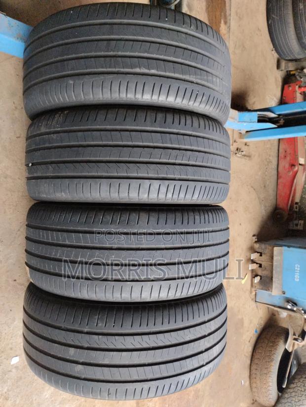 275/40r22 Bridgestone