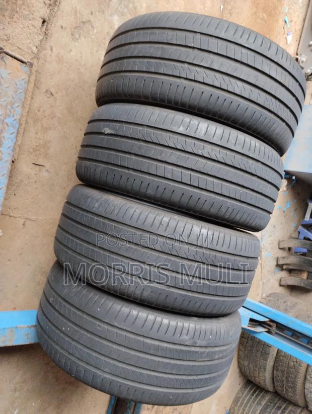 275/40r22 Bridgestone - thumbnail 5