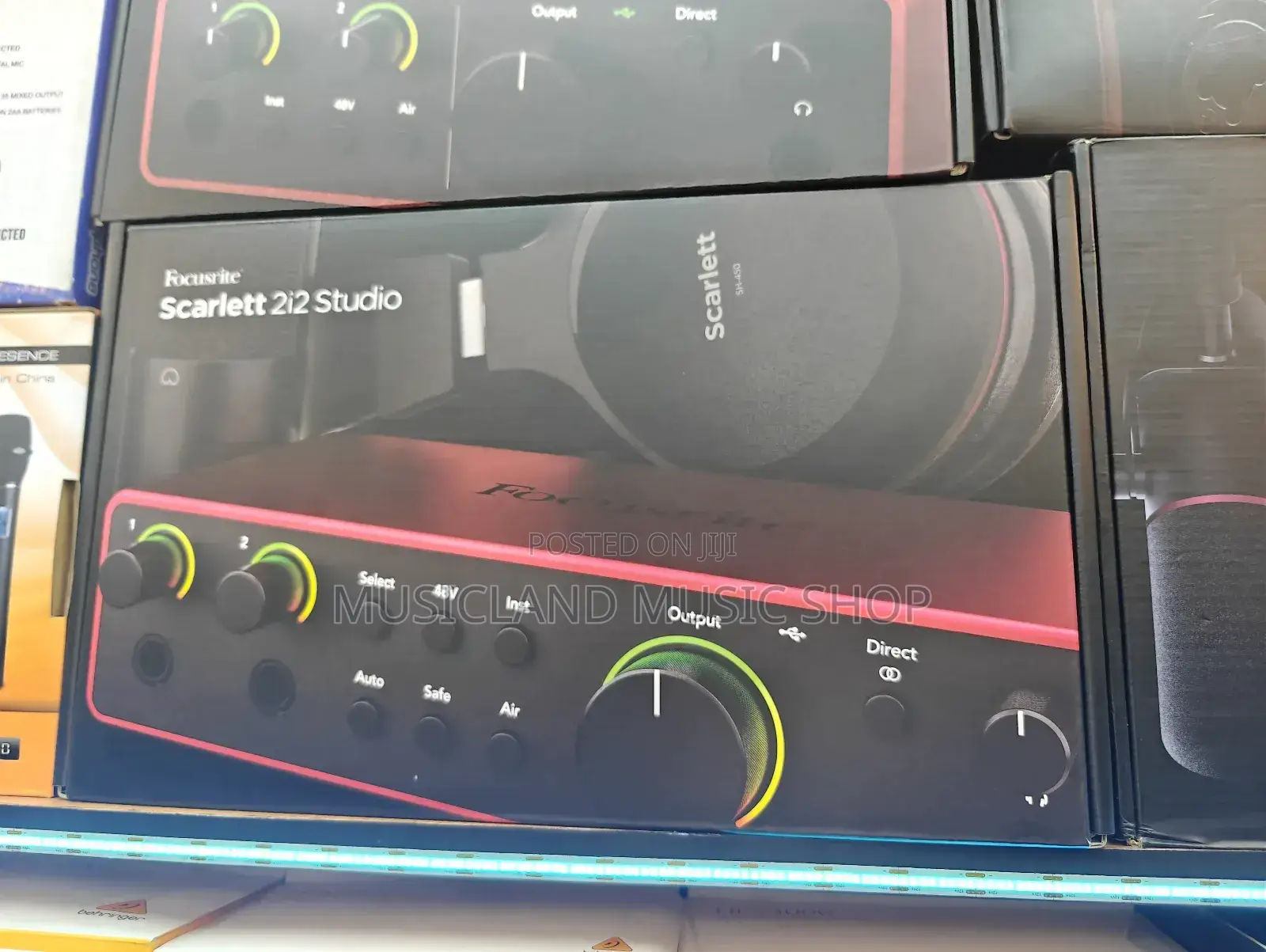 Scarlett 212 4th Gen Bundle Pack