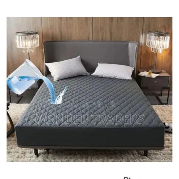 *Waterproof Matress Protector 5x6*