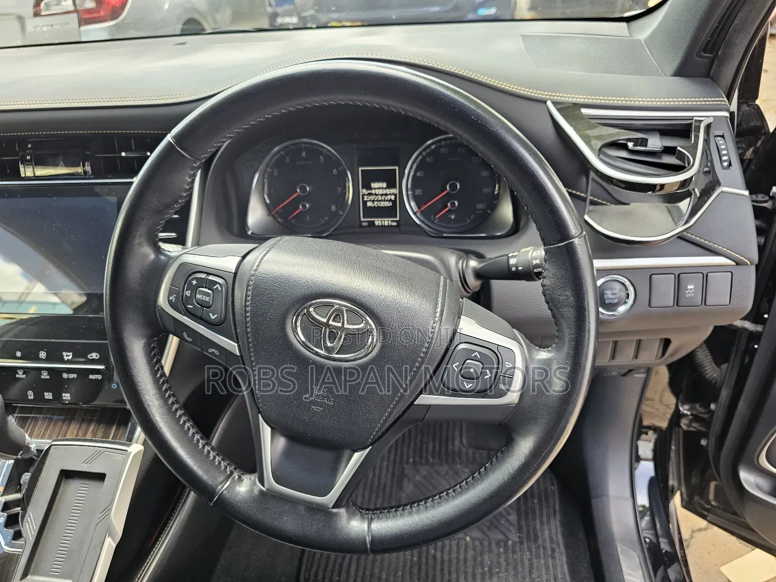 Toyota Harrier 2.0 2018 Black