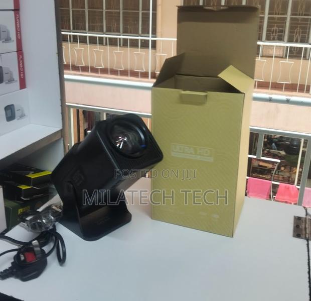 Hy320 Android 13 Mini-Projector Native 1080p New
