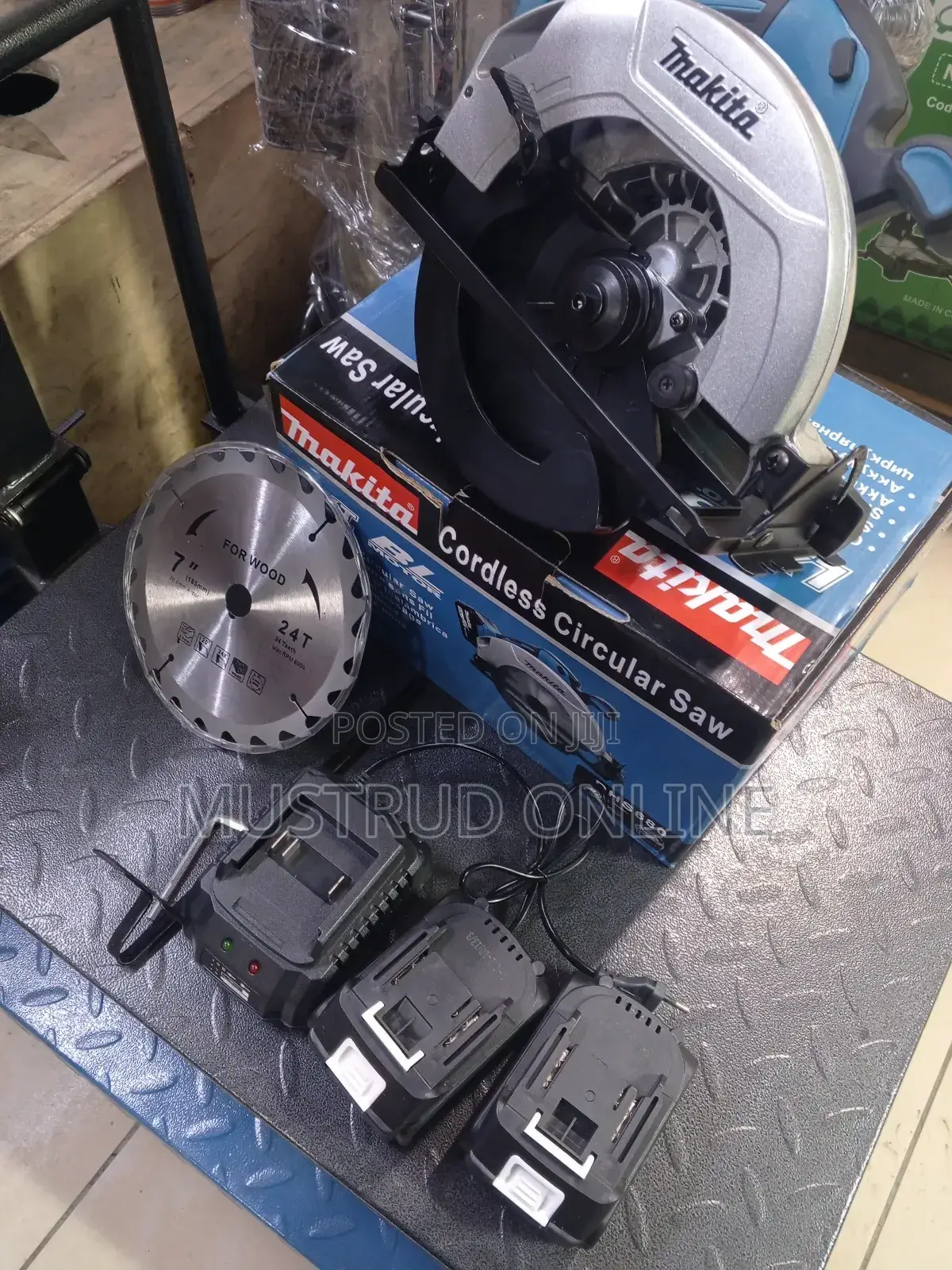 Cordless Circular Saw
