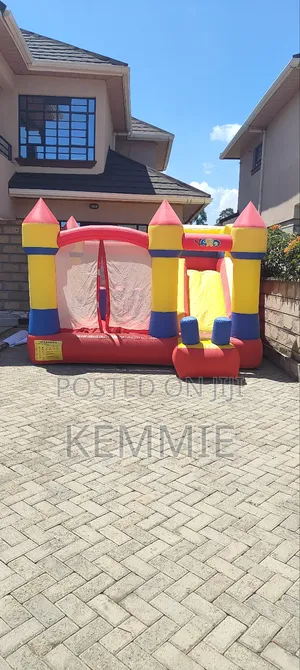 Bouncing Castle for Hire