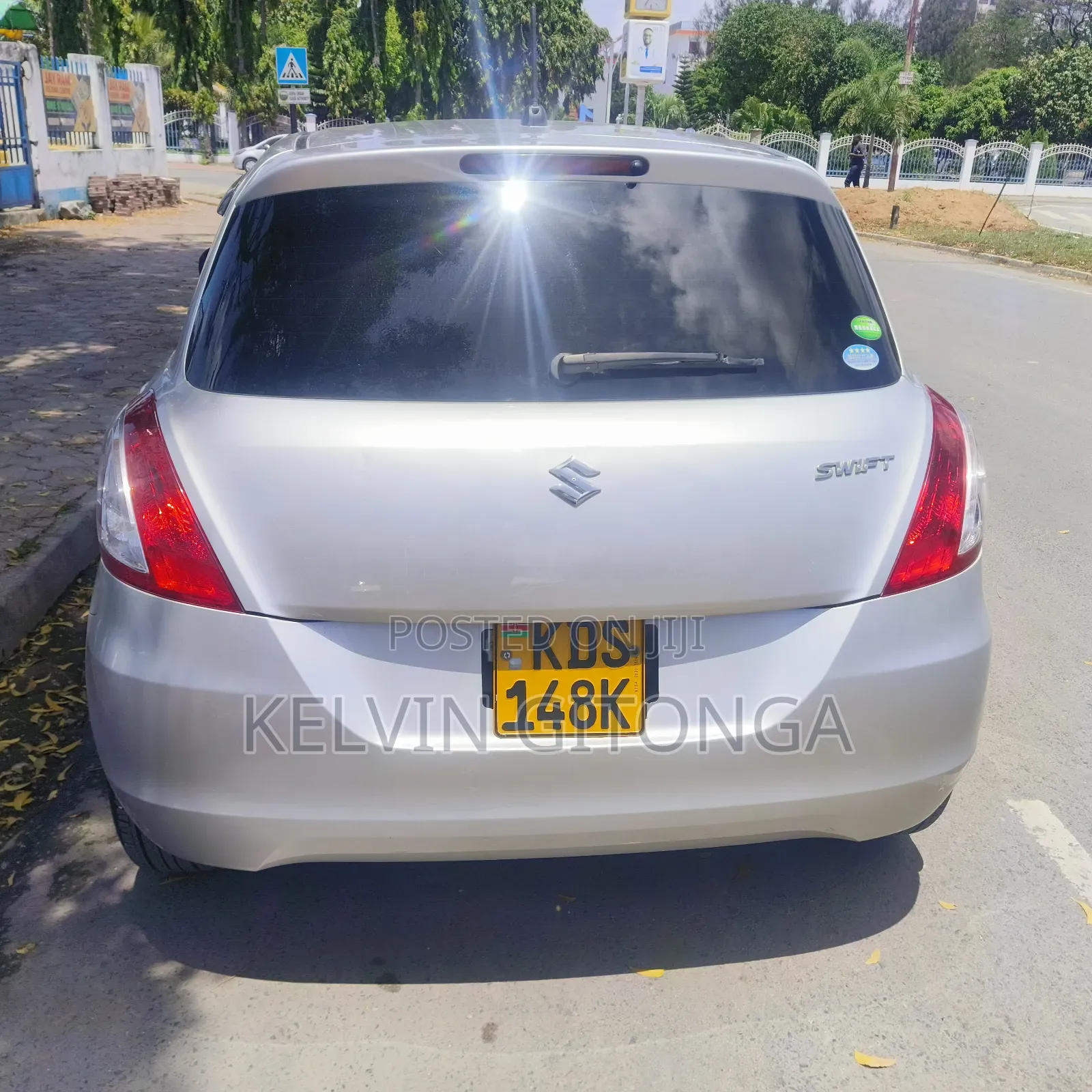 Suzuki Swift 2018 Silver