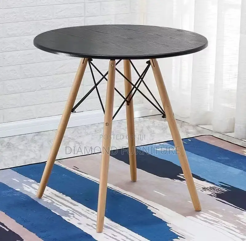 Eames Office Round Table With Wooden Legs