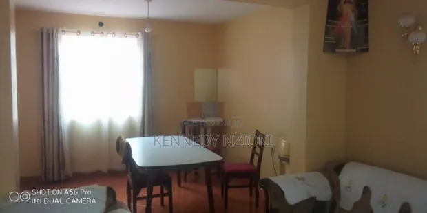 5bdrm Mansion in Ngoingwa Estate for sale