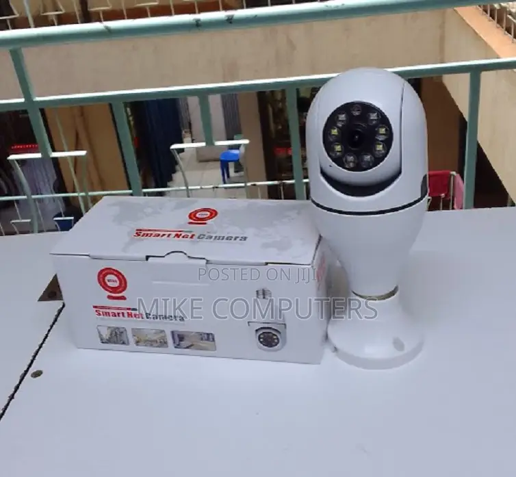 PTZ Wireless Rotating Wifi Bulb CCTV Surveillance Camera
