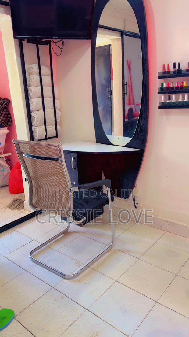 2 Salon Mirror and Drawers Set