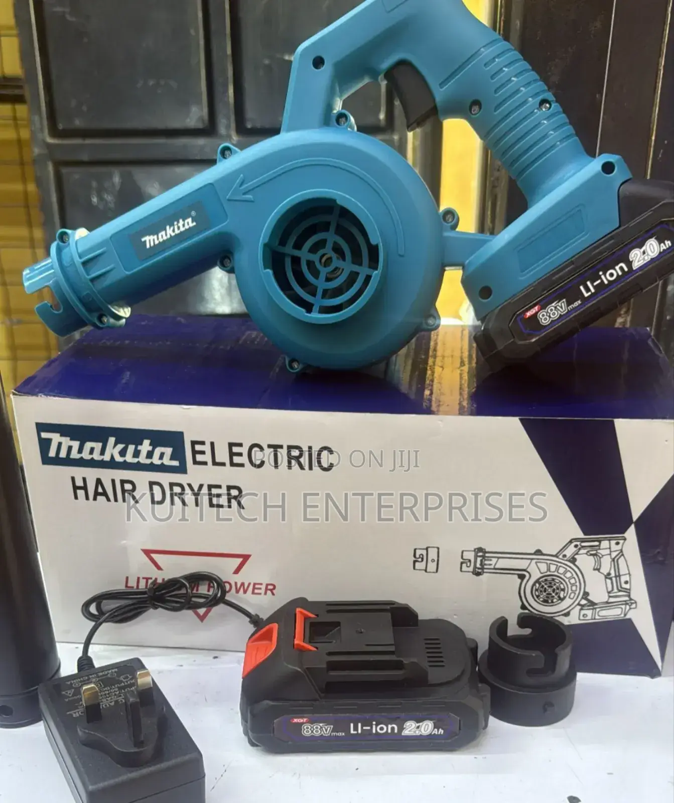 Makita Cordless Blower/ Electric Dust Blower