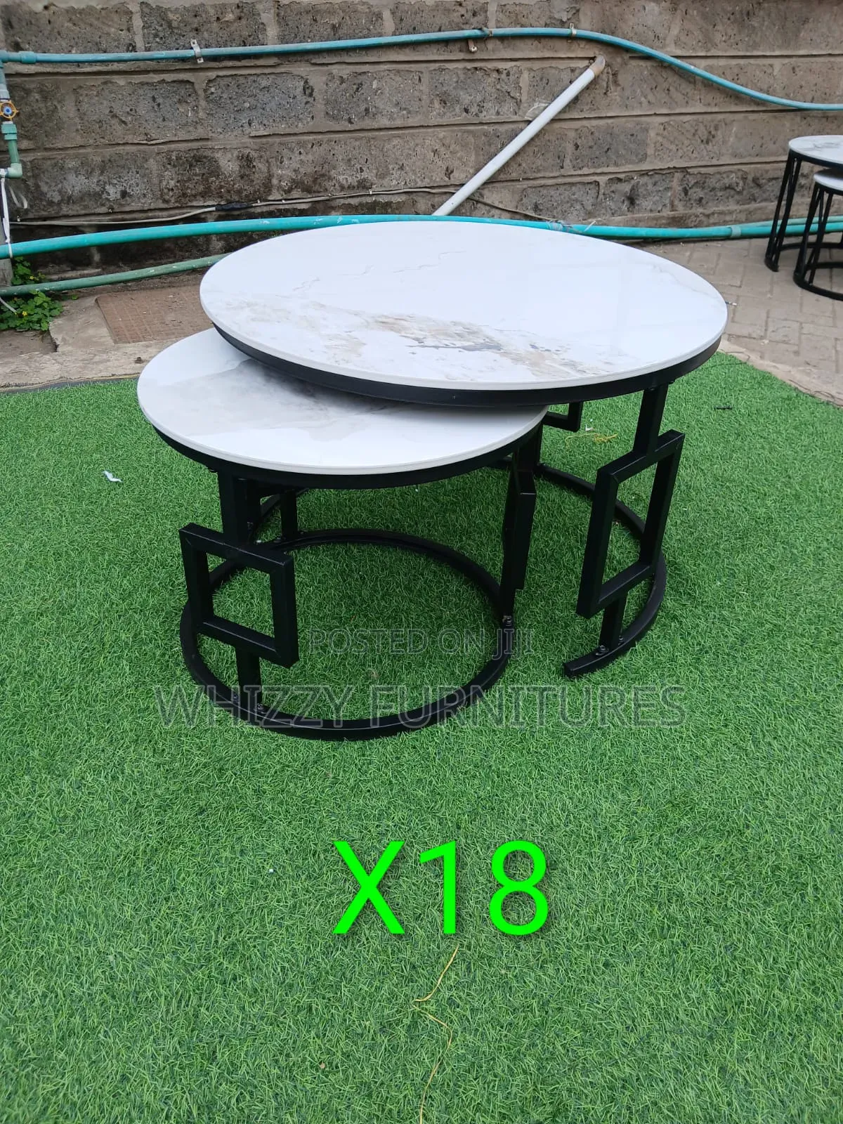 Round Nesting Coffee Table