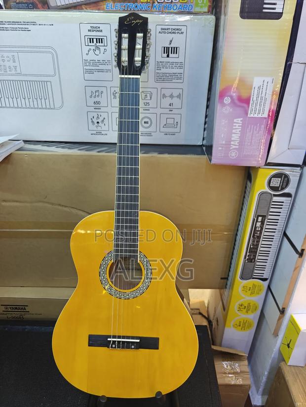 Stagg Enjoy Classic Guitar - main view