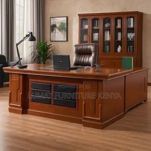 Spacious Executive Desk With Mobile Drawer Unit