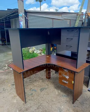 L Shaped Desk