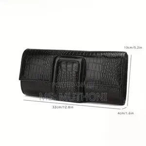 Women's Retro Crocodile Pattern Clutch Bag