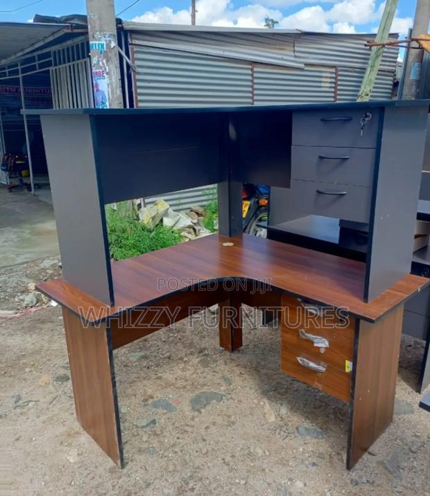 L-Shaped Office Desk 1.2m by 1.2m