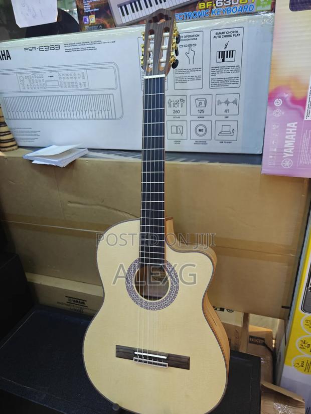 Classic Guitar Hand Crafted - thumbnail 3