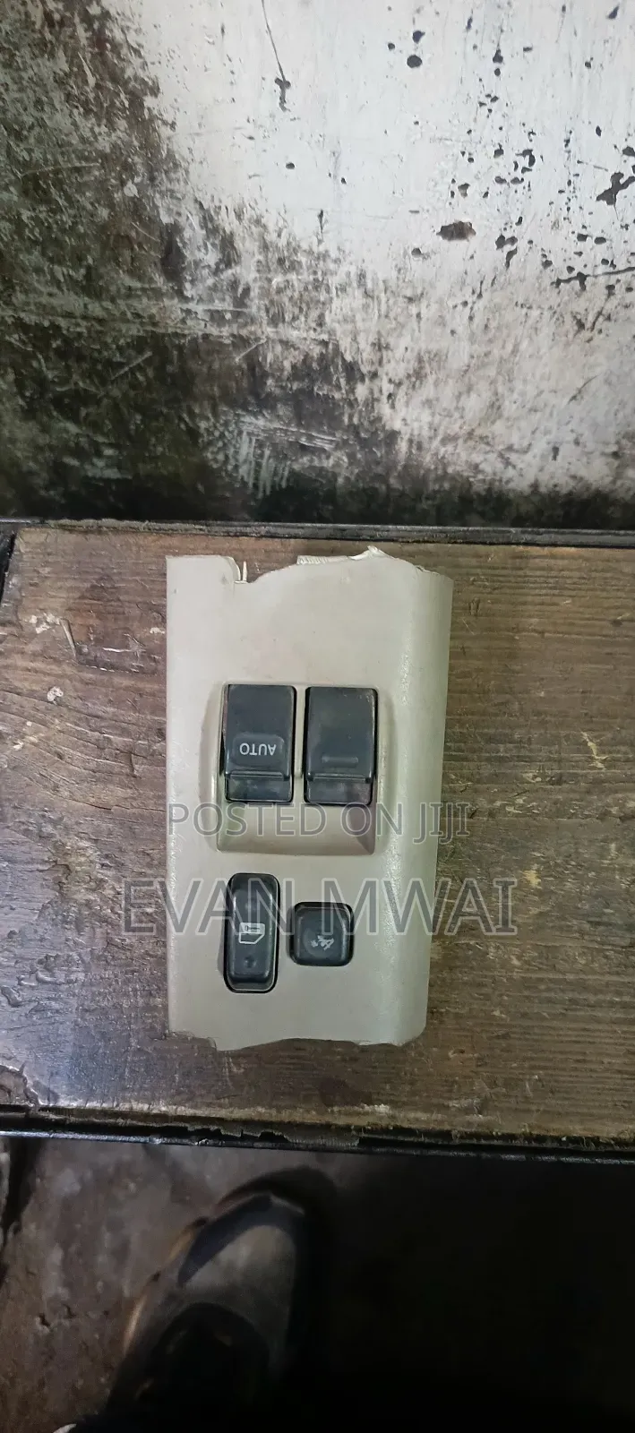 Vigo 2 Doors Main Switch