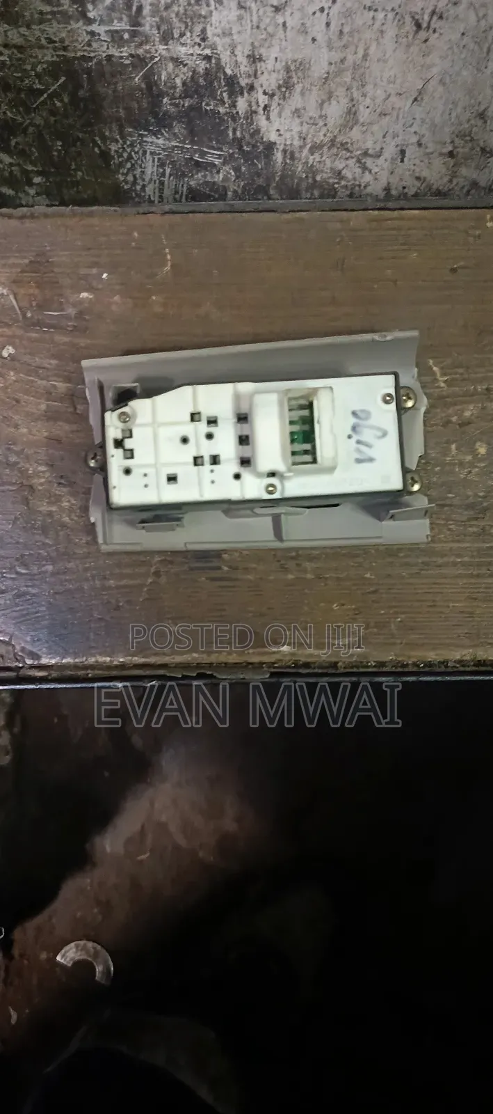Vigo 2 Doors Main Switch