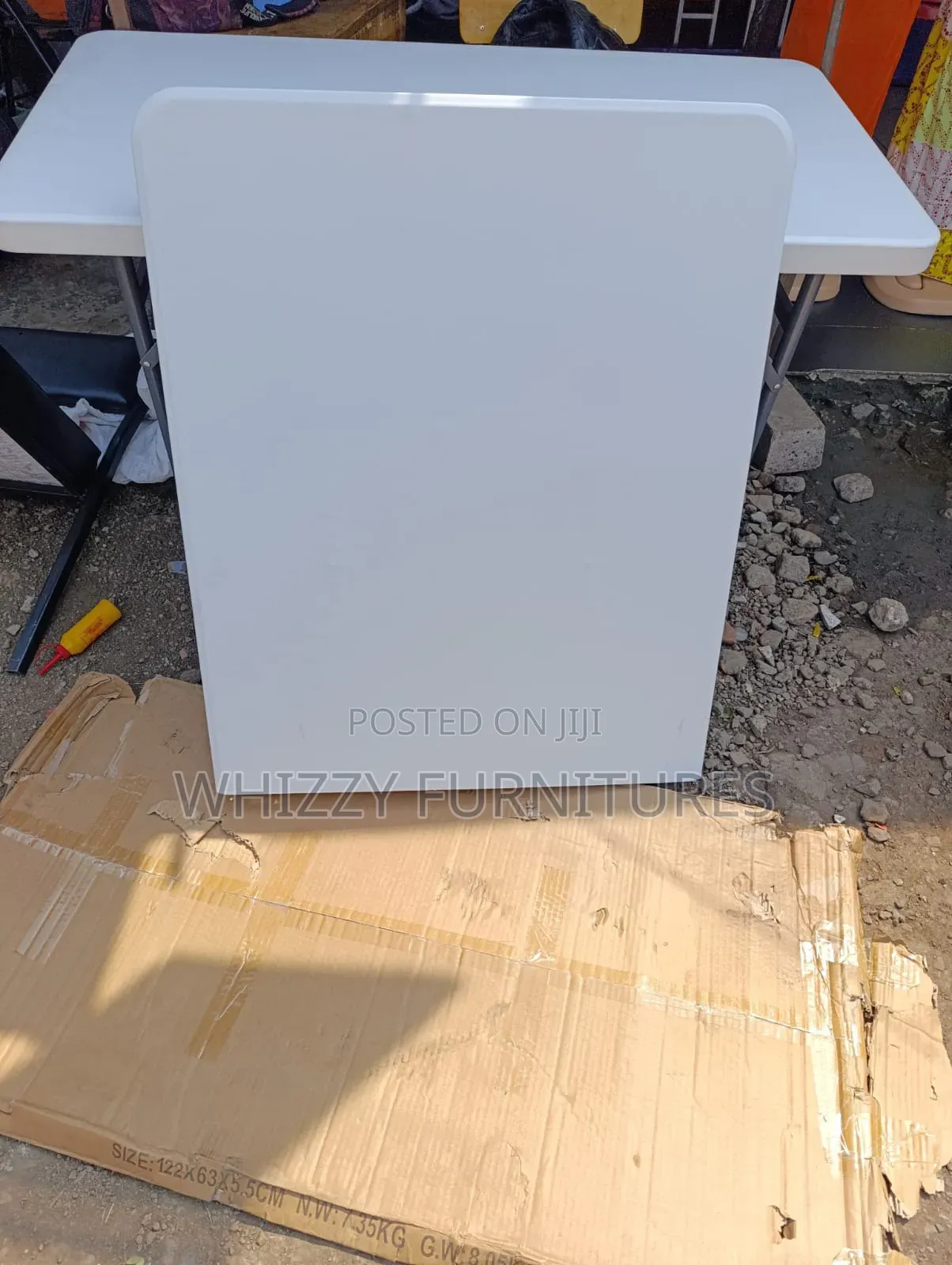 Strong White Foldable Table